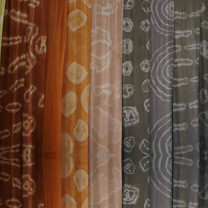 ผ้าเขียนเทียนย้อมสีธรรมชาติ