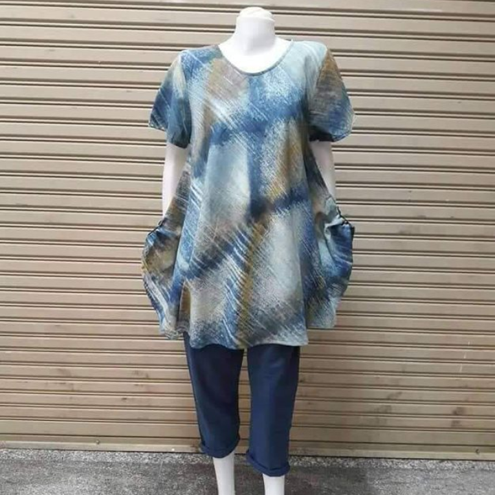 เสื้อสตรี